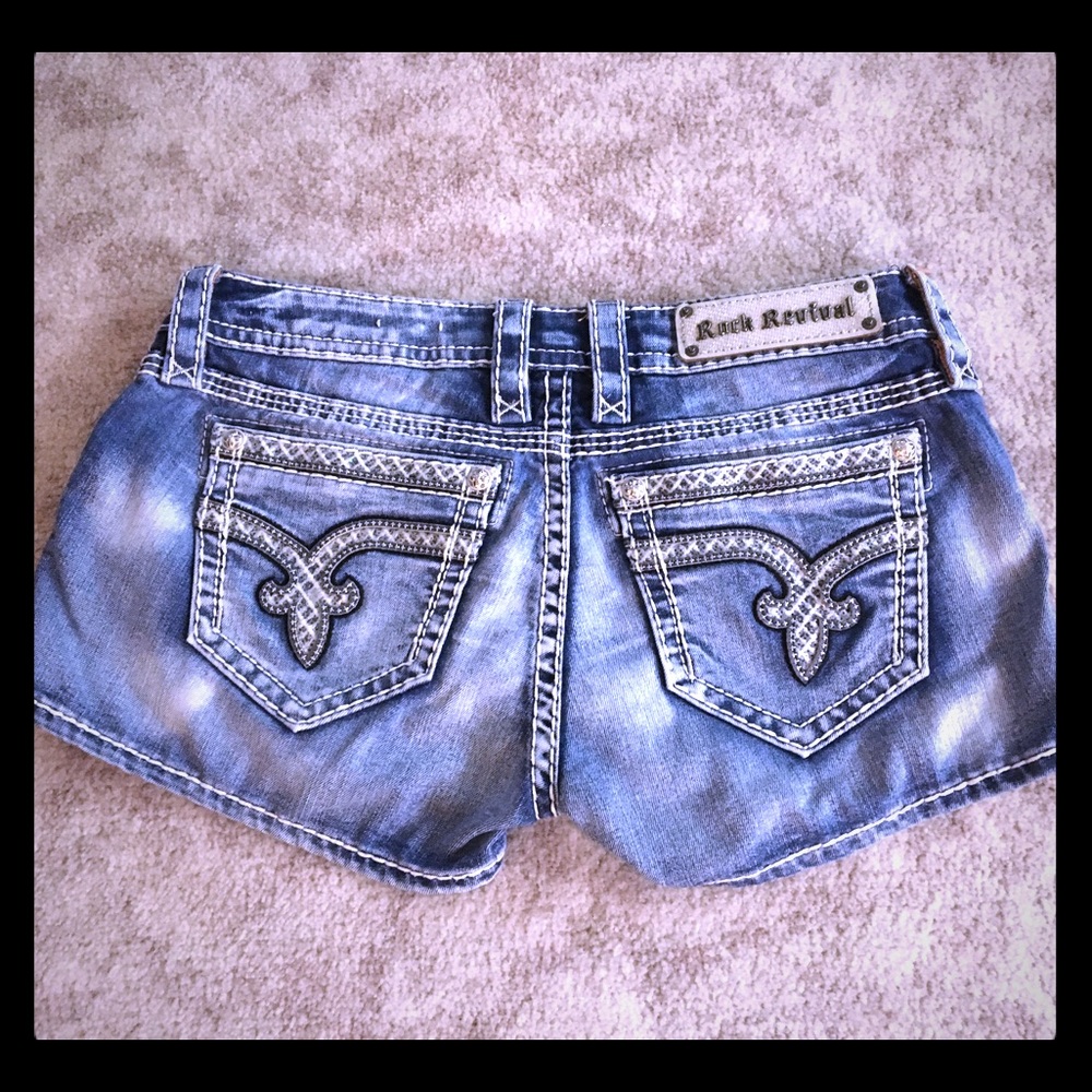 Rock Revival shorts size 28